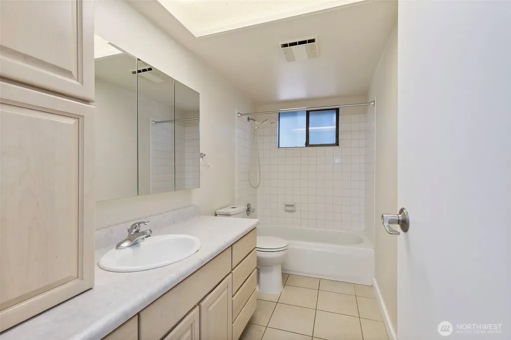 1740 NW Marmot Circle Silverdale WA 98383
