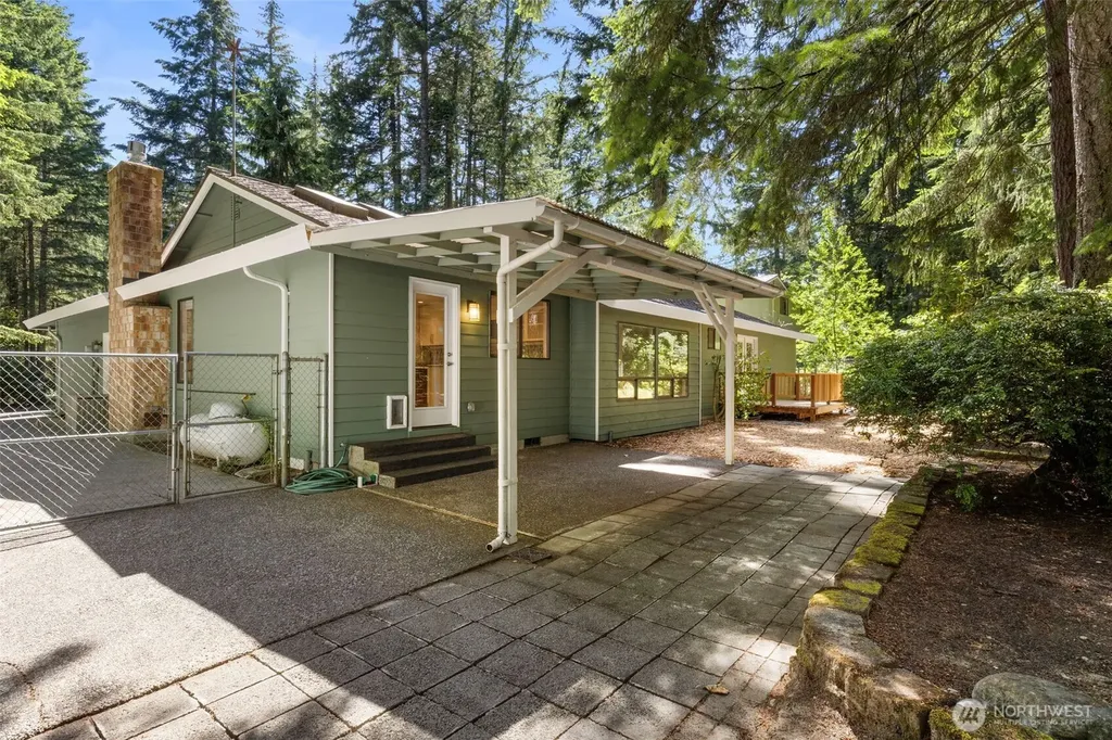 1740 NW Marmot Circle Silverdale WA 98383
