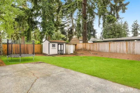 627 166th Avenue NE Bellevue WA 98008