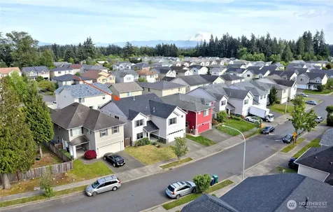 33060 41st Place S Federal Way WA 98001
