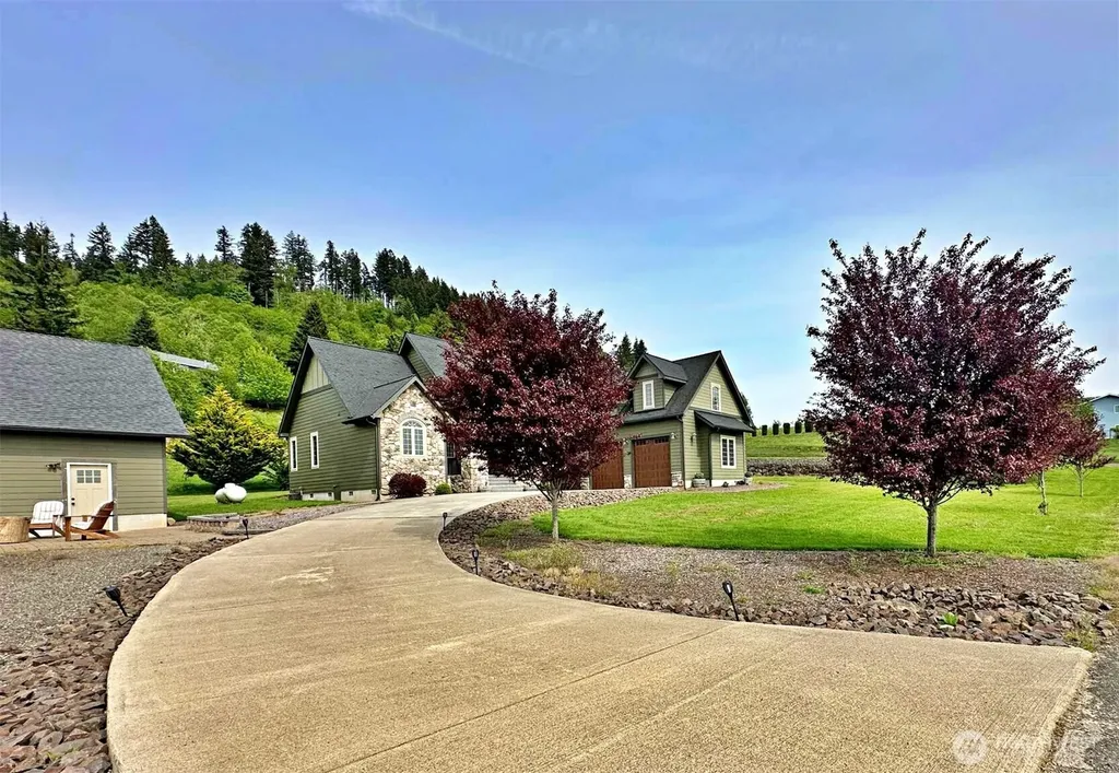 104 Hummingbird Lane Silver Creek WA 98585