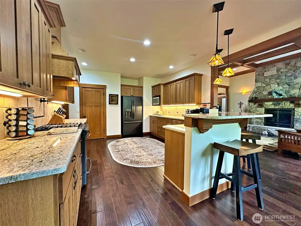 104 Hummingbird Lane Silver Creek WA 98585
