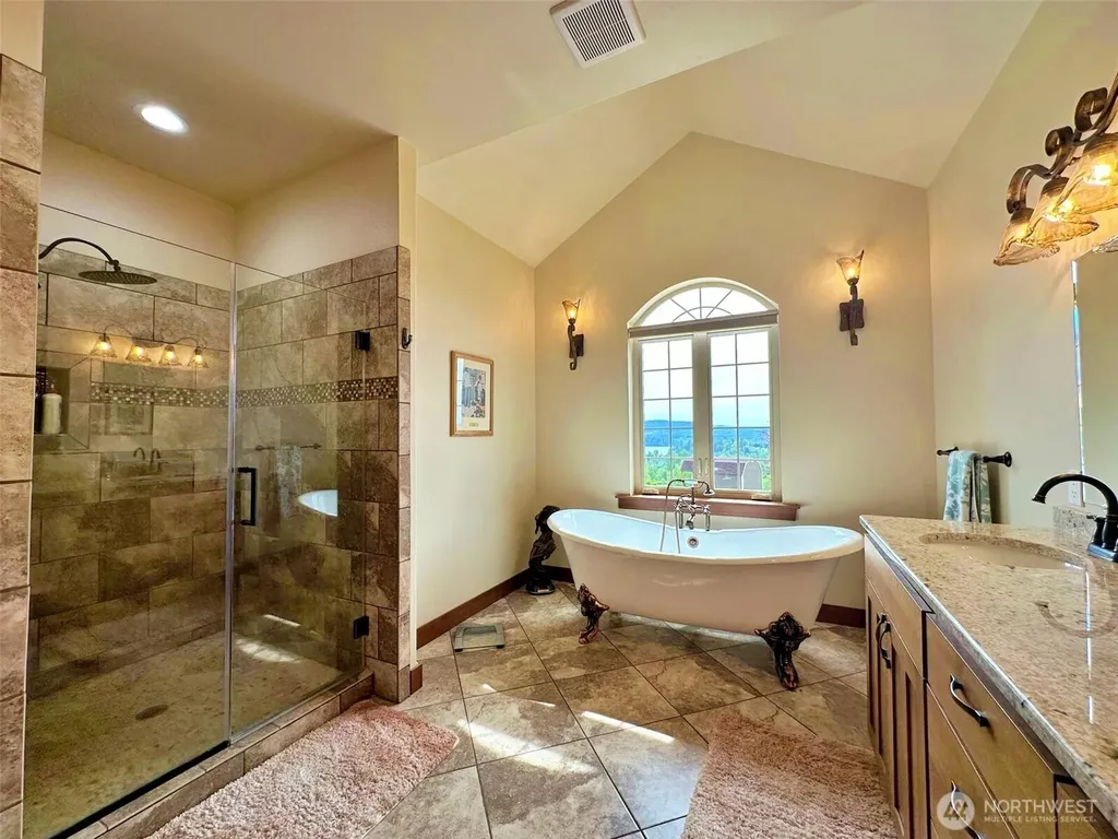 104 Hummingbird Lane Silver Creek WA 98585