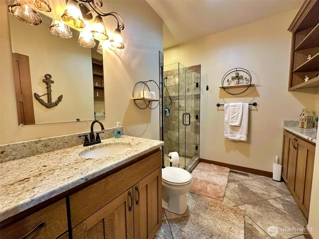 104 Hummingbird Lane Silver Creek WA 98585
