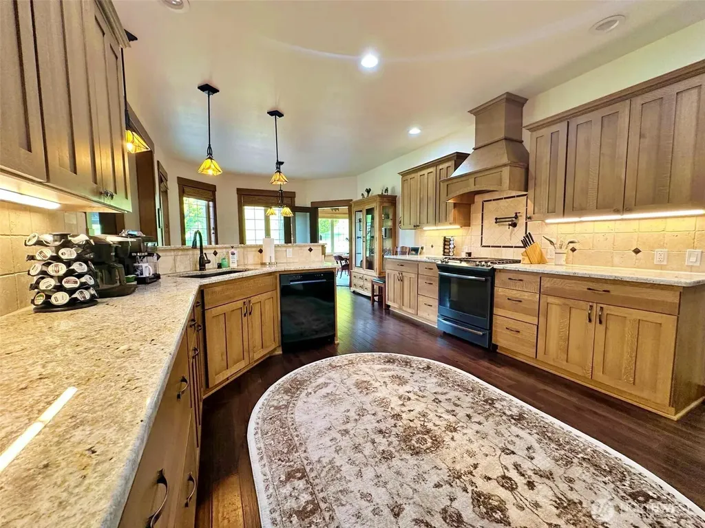 104 Hummingbird Lane Silver Creek WA 98585