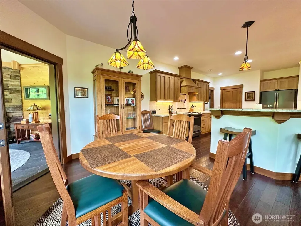 104 Hummingbird Lane Silver Creek WA 98585