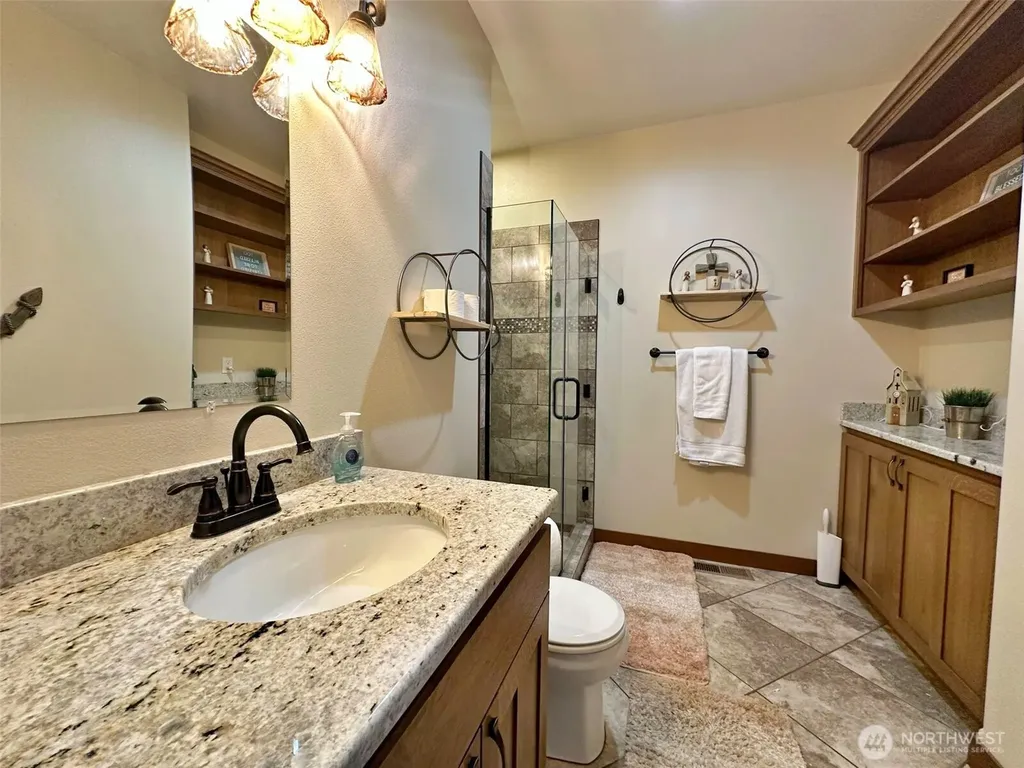 104 Hummingbird Lane Silver Creek WA 98585