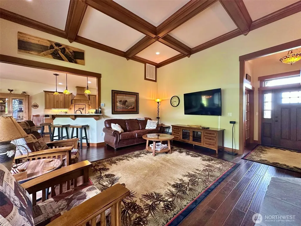 104 Hummingbird Lane Silver Creek WA 98585