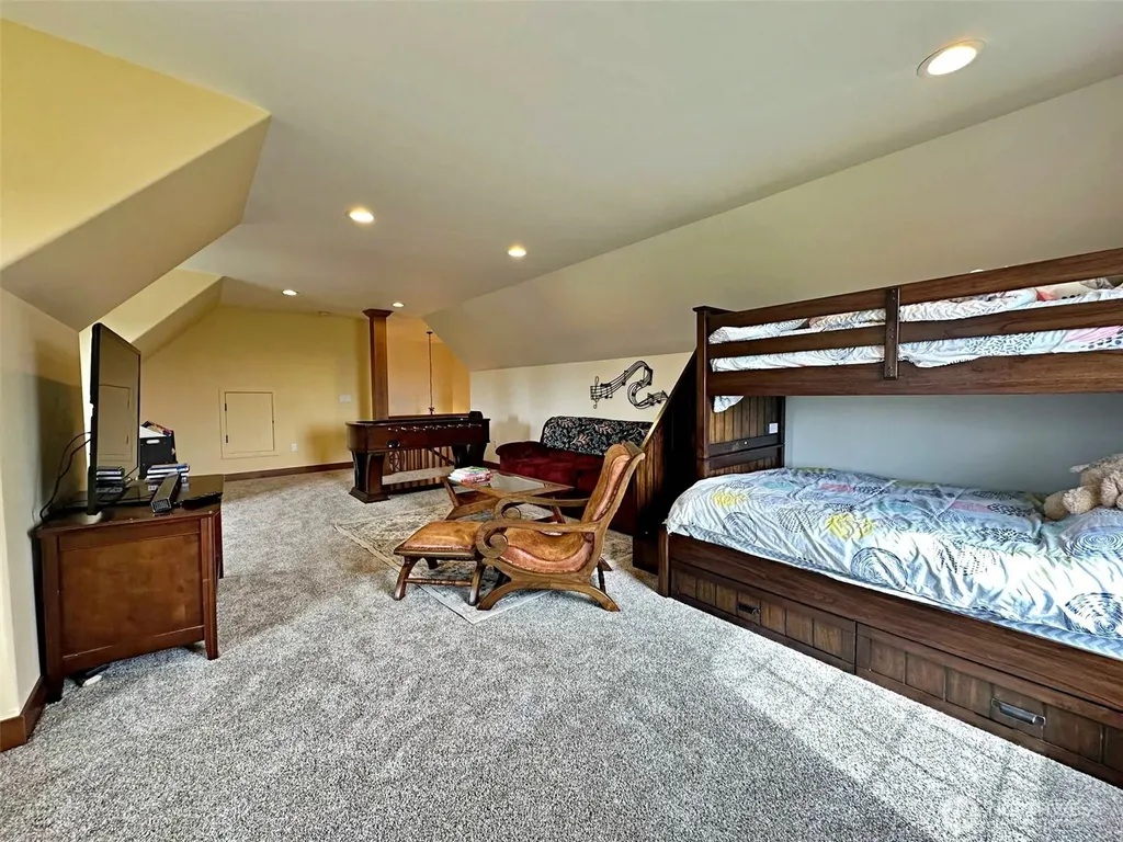 104 Hummingbird Lane Silver Creek WA 98585