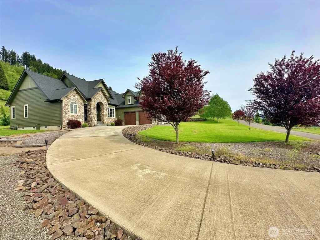 104 Hummingbird Lane Silver Creek WA 98585