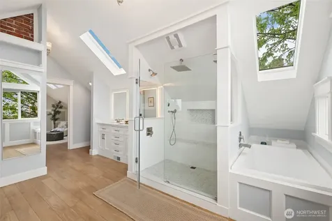 6716 37th Avenue SW Seattle WA 98126