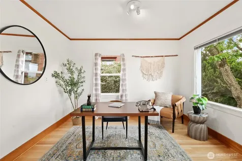 6716 37th Avenue SW Seattle WA 98126