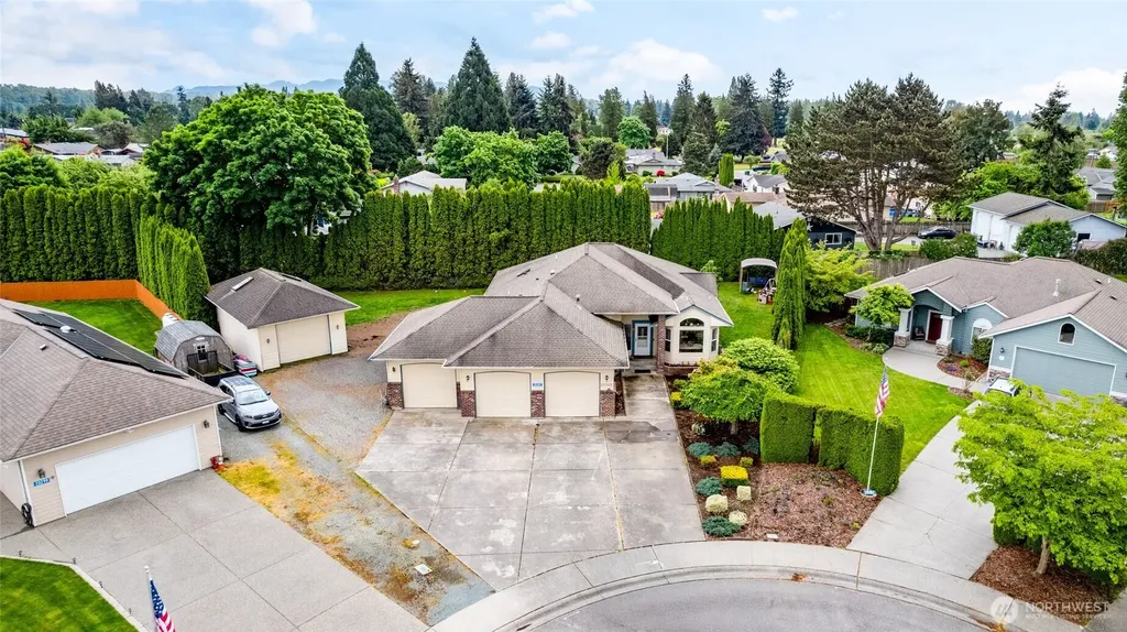 20303 Gardner Court Burlington WA 98233