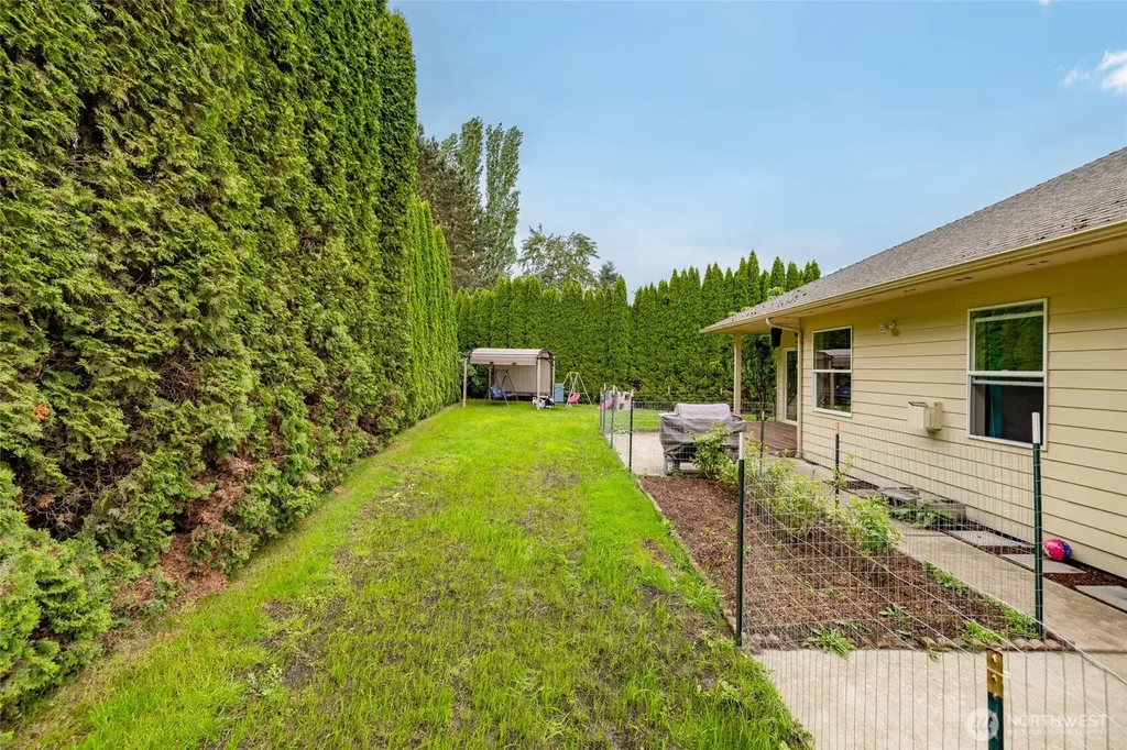 20303 Gardner Court Burlington WA 98233