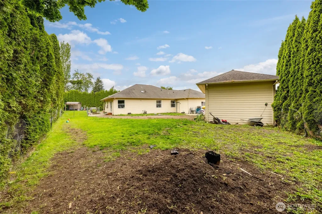 20303 Gardner Court Burlington WA 98233