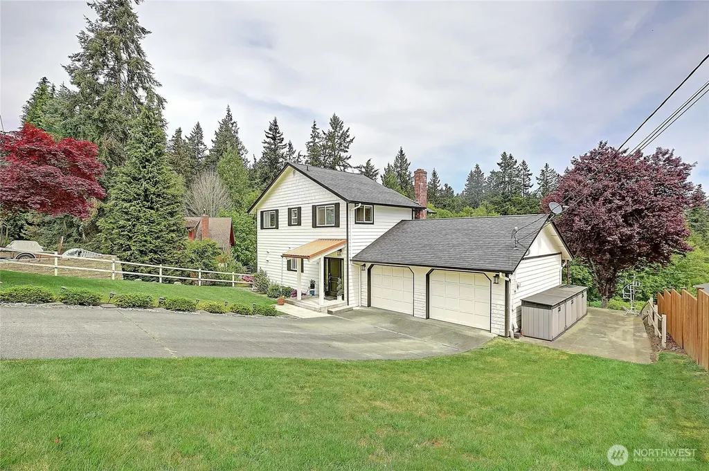 1225 SE Camano Drive Camano Island WA 98282