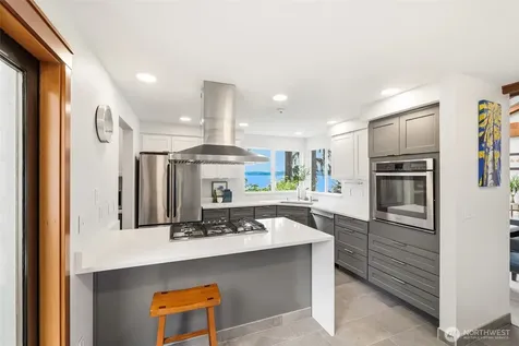 104 SW 291st Street Federal Way WA 98023