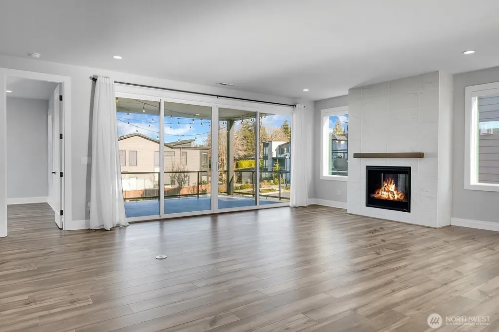 1113 N 39th Court Renton WA 98056