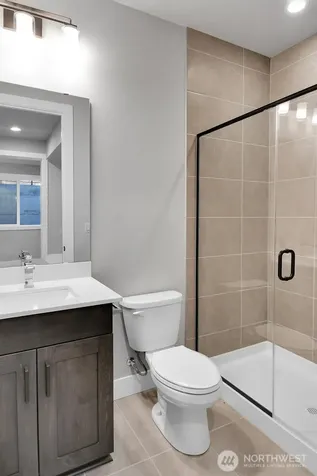 1113 N 39th Court Renton WA 98056