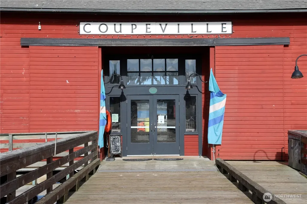 903 NE Lindsay Street Coupeville WA 98239