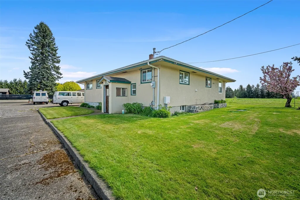 8506 Guide Meridian Road Lynden WA 98264