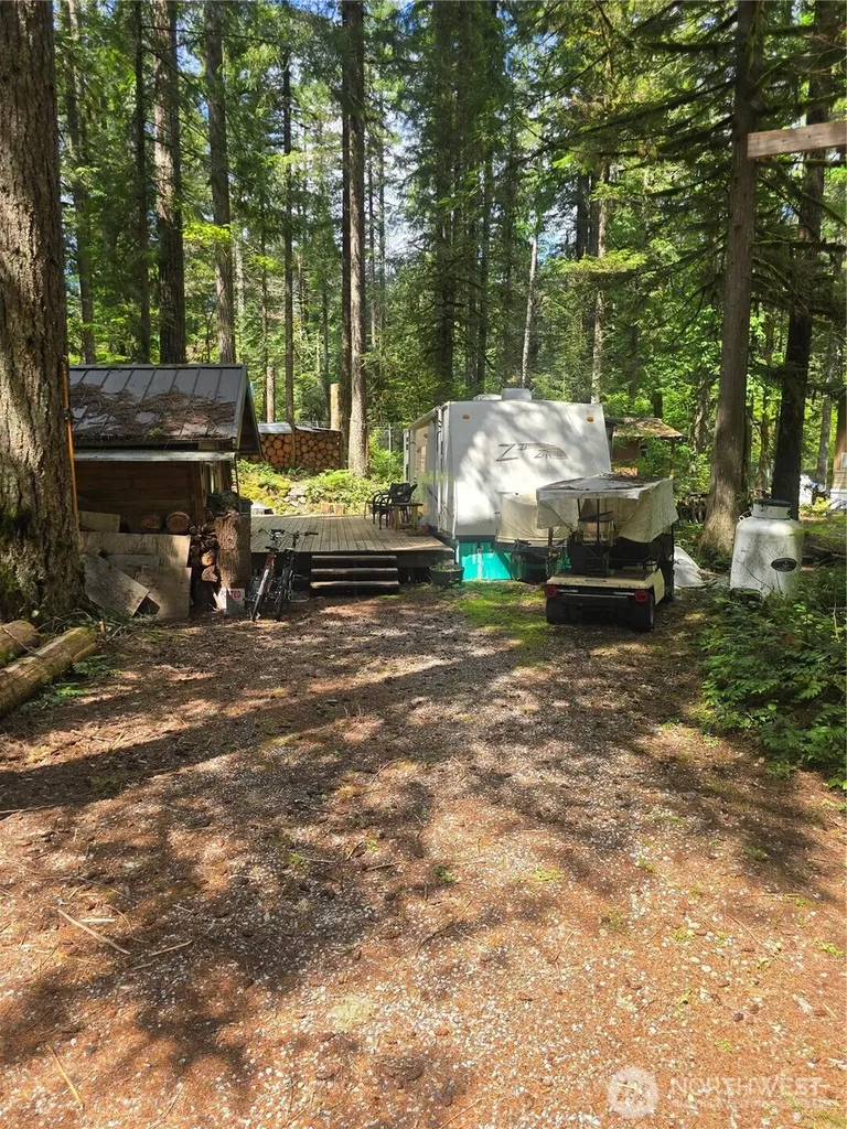 35 Wilderness Way Maple Falls WA 98266