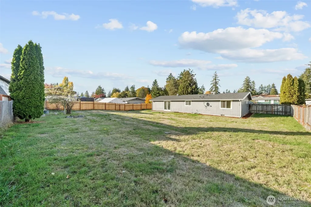 908 139th St E Tacoma WA 98445