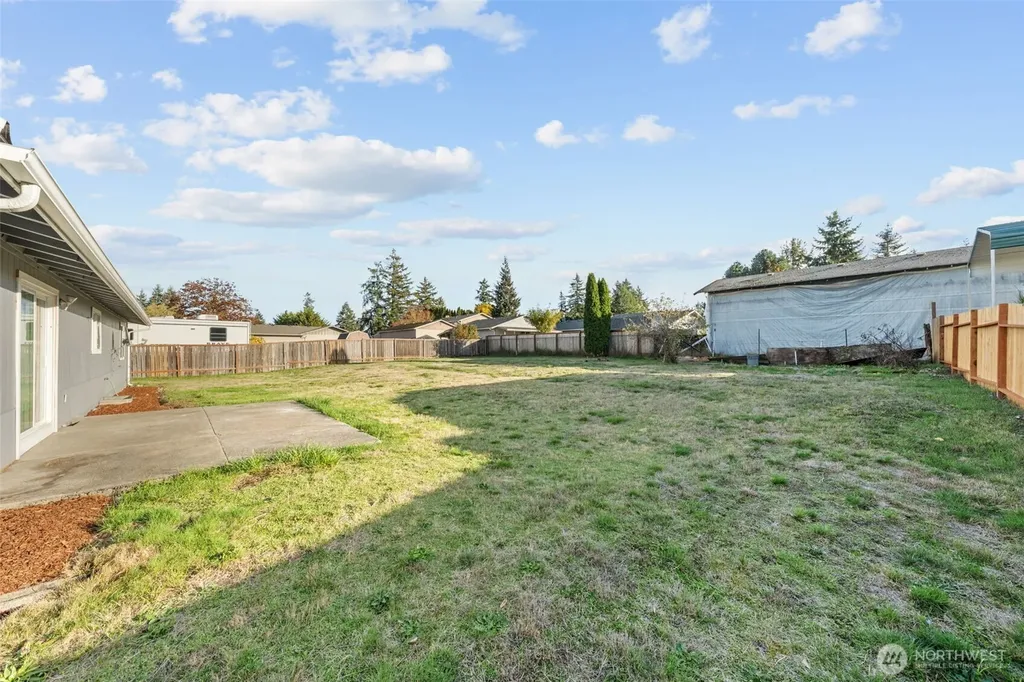 908 139th St E Tacoma WA 98445