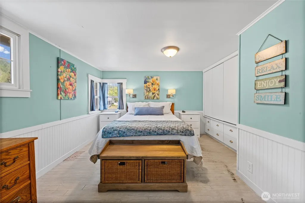 50 N Tillicum Beach Lane Shelton WA 98584
