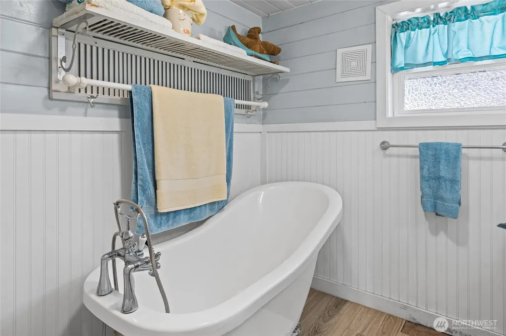 50 N Tillicum Beach Lane Shelton WA 98584