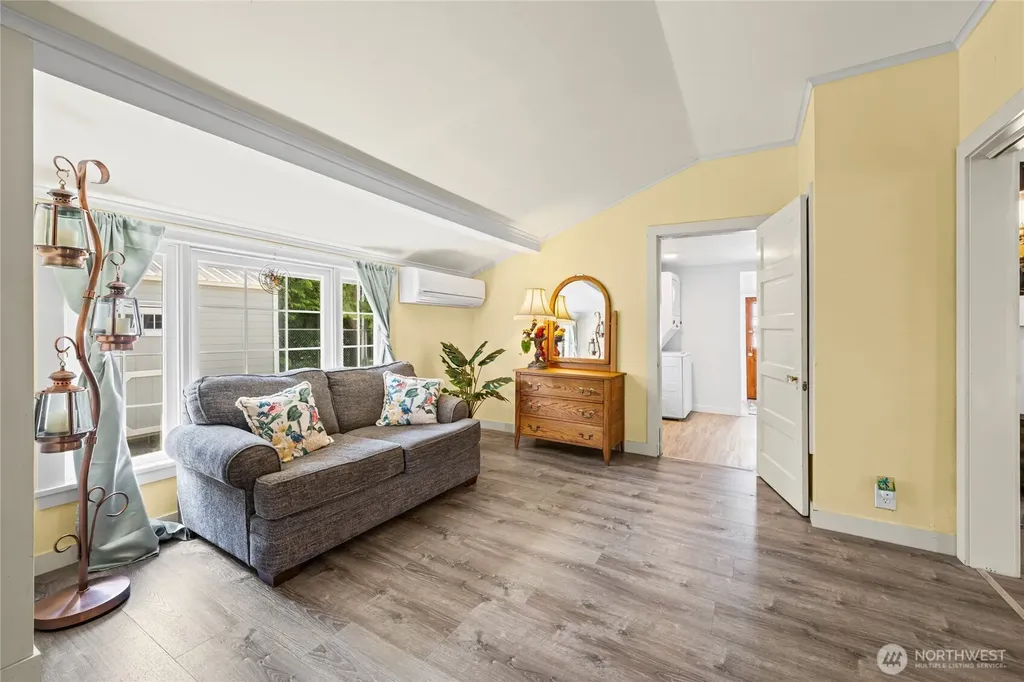 50 N Tillicum Beach Lane Shelton WA 98584