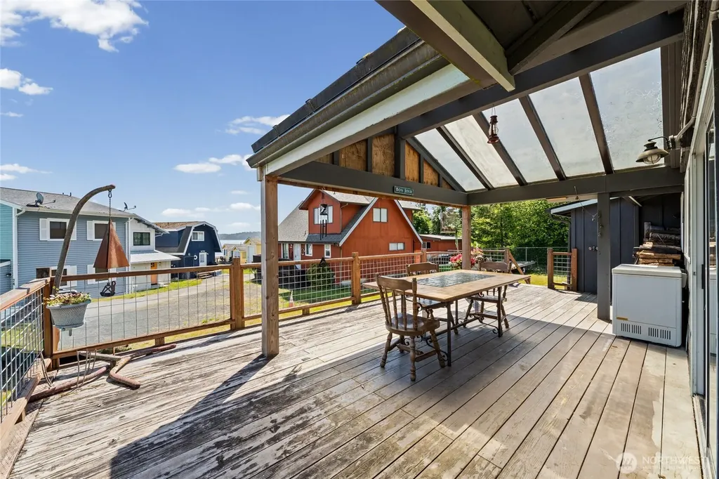 50 N Tillicum Beach Lane Shelton WA 98584