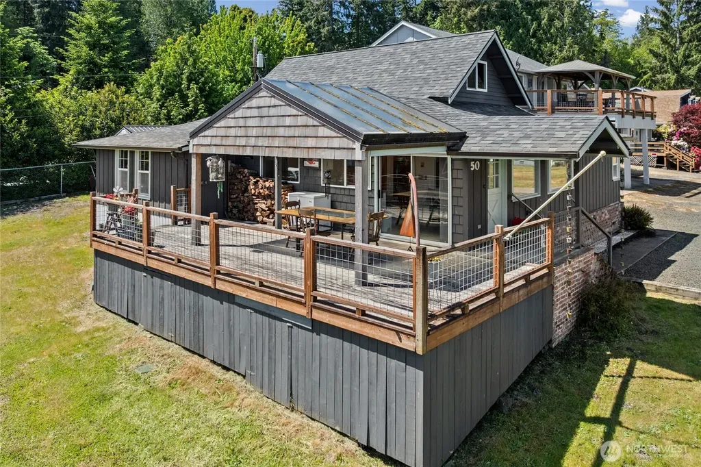 50 N Tillicum Beach Lane Shelton WA 98584