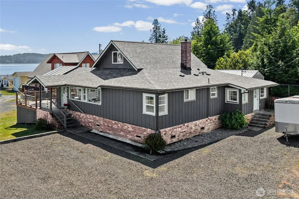 50 N Tillicum Beach Lane Shelton WA 98584