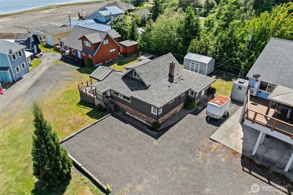 50 N Tillicum Beach Lane Shelton WA 98584