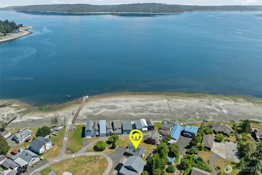 50 N Tillicum Beach Lane Shelton WA 98584