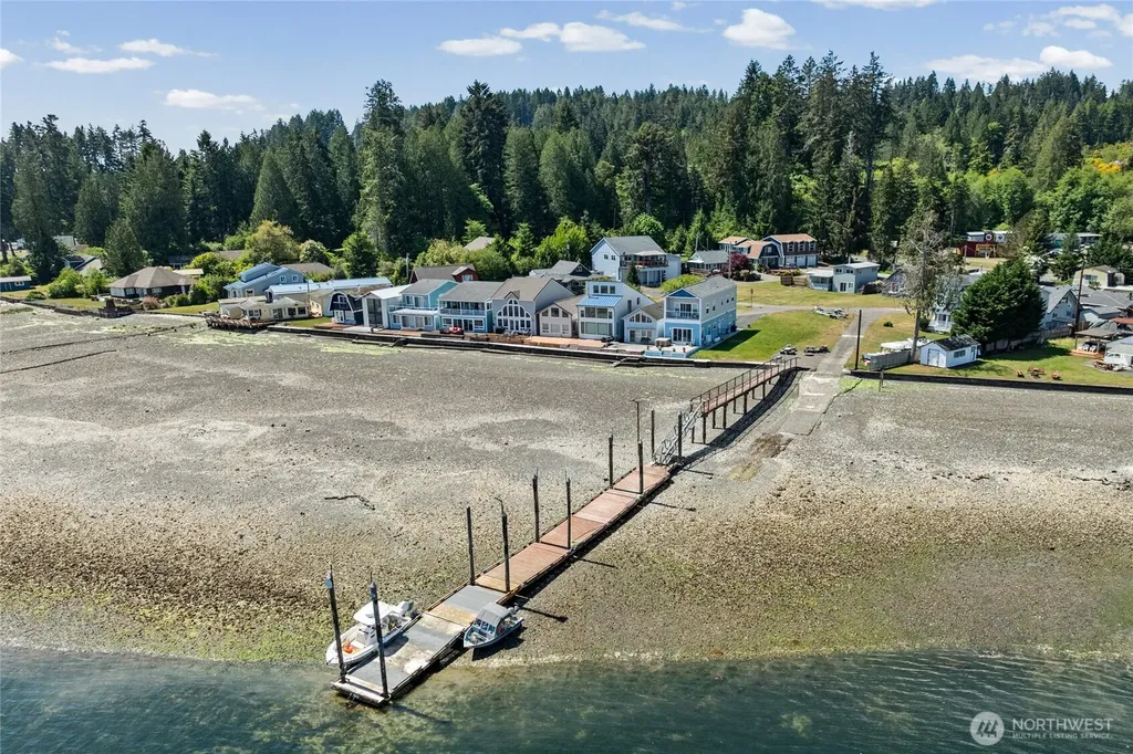 50 N Tillicum Beach Lane Shelton WA 98584