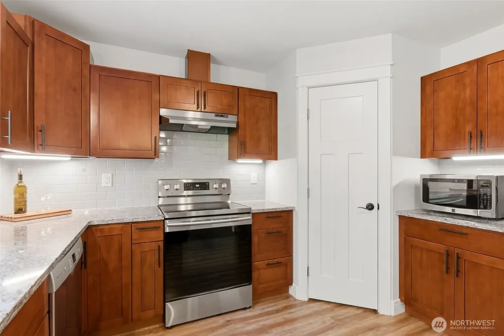 8645 Evergreen Drive NE Olympia WA 98506