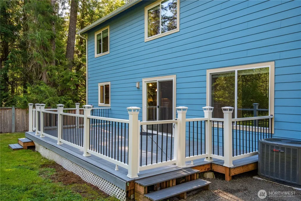 8645 Evergreen Drive NE Olympia WA 98506