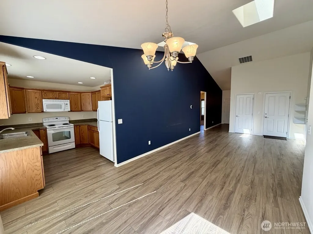913 S 90th Avenue Yakima WA 98908