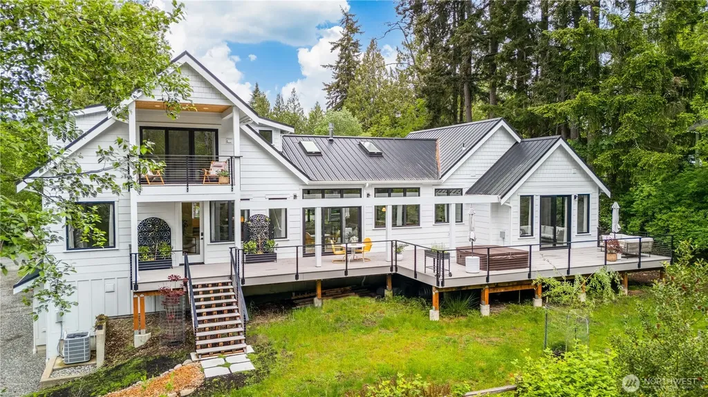 4357 Lakehill Lane Bellingham WA 98229
