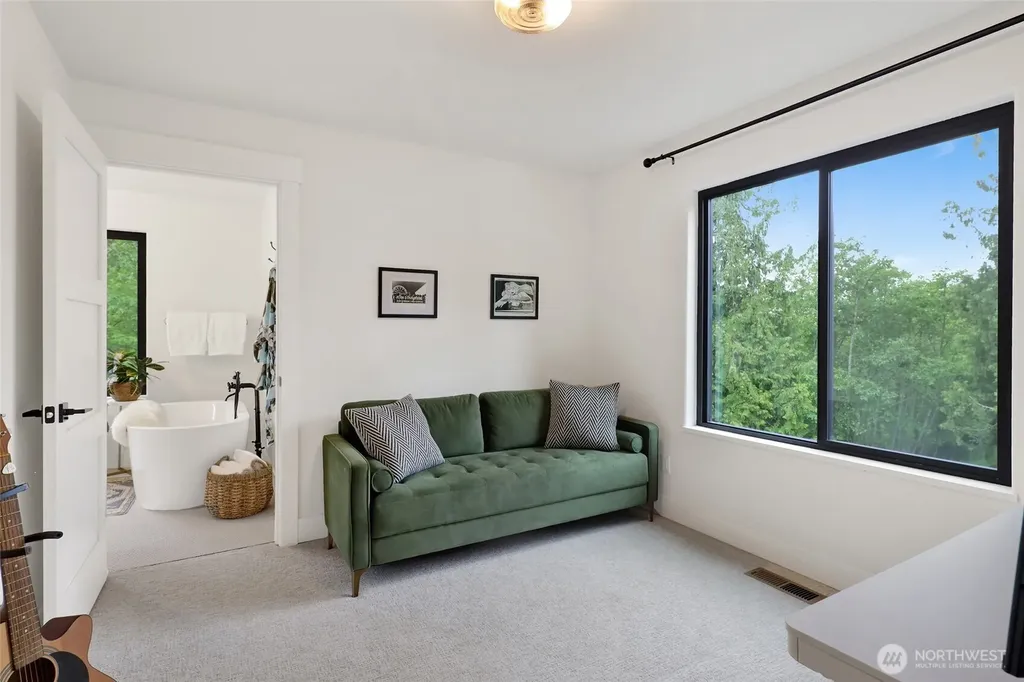 4357 Lakehill Lane Bellingham WA 98229
