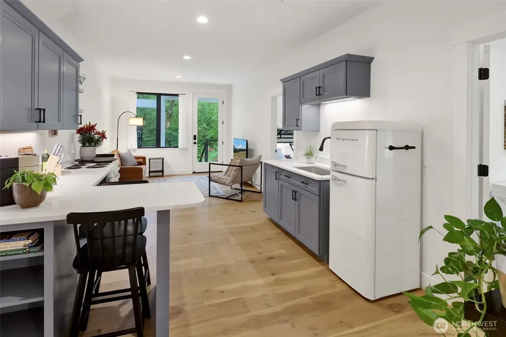 4357 Lakehill Lane Bellingham WA 98229