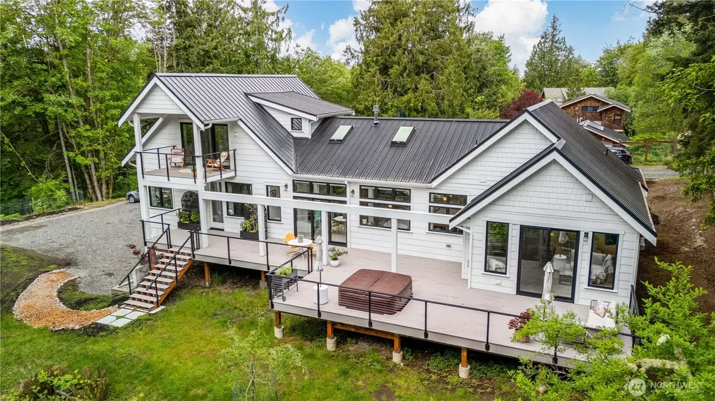 4357 Lakehill Lane Bellingham WA 98229