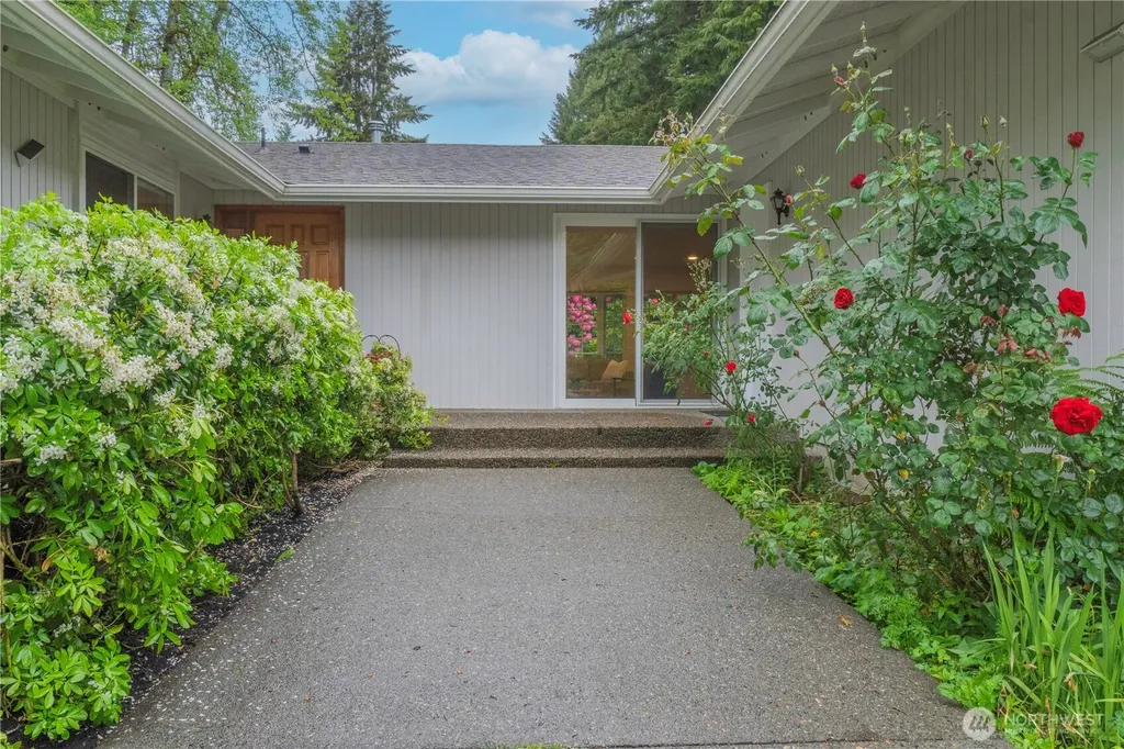 2030 Baker Terrace SE Olympia WA 98501