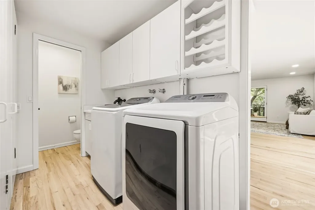 870 10th Lane Fox Island WA 98333