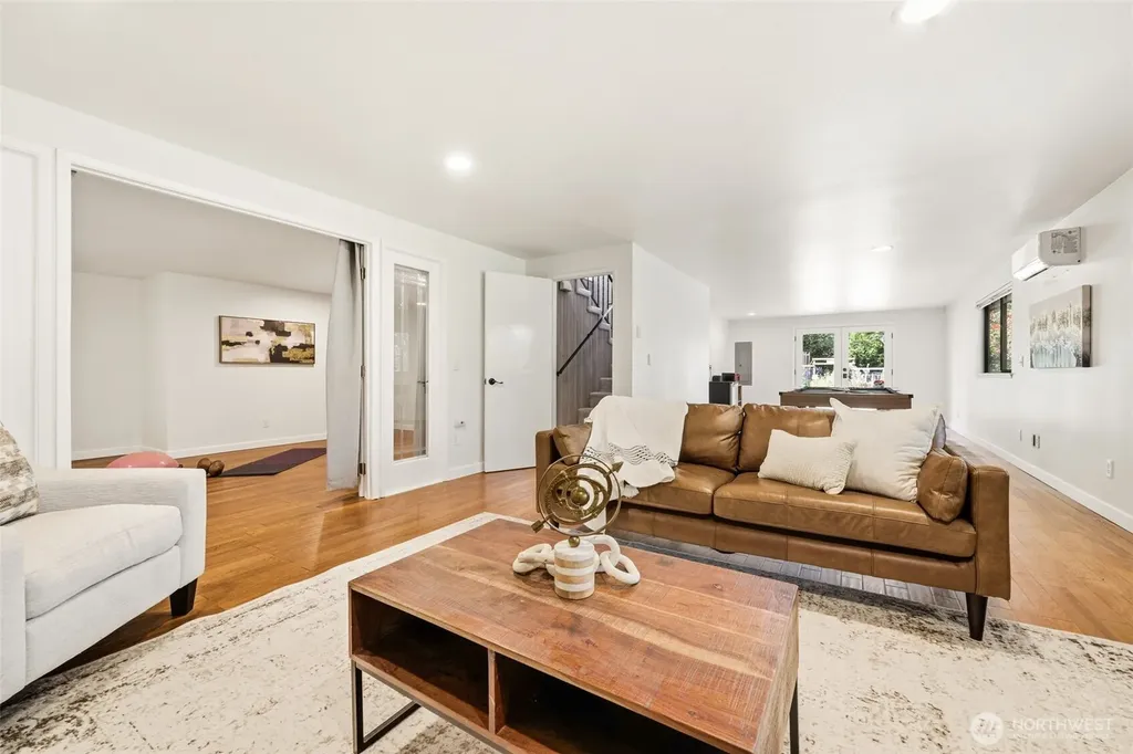 870 10th Lane Fox Island WA 98333