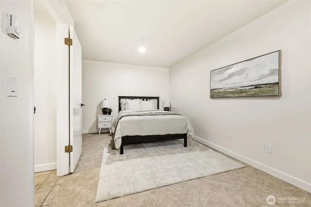 870 10th Lane Fox Island WA 98333