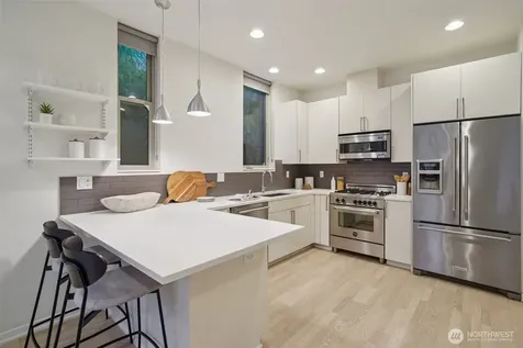 3817 California Avenue SW Seattle WA 98116