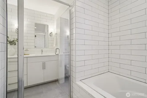 3817 California Avenue SW Seattle WA 98116